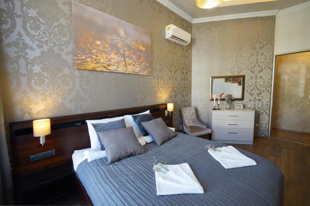 Orangehomes 4 Bdrm Apartment View To Synagogue Budapest Exterior photo